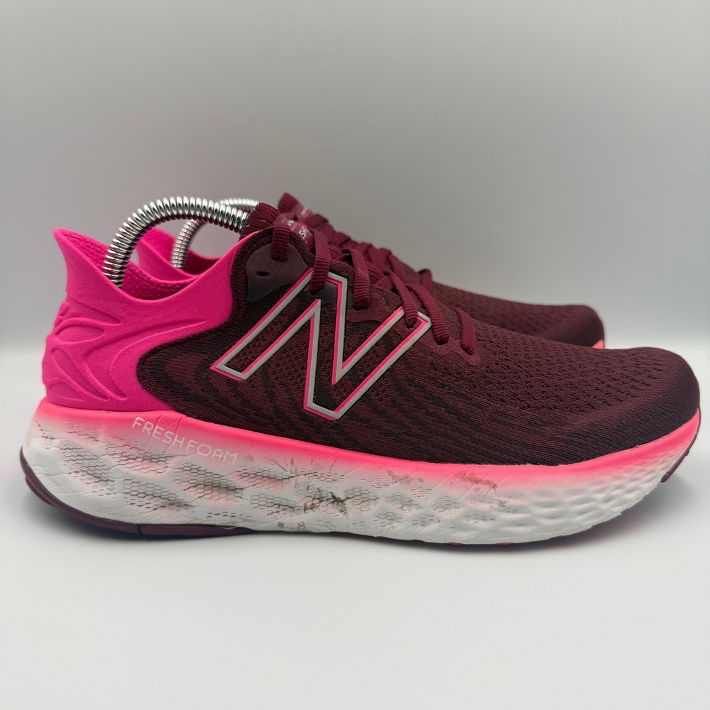 New Balance Fresh Foam 1080 v11 Women Size 8 Running Shoes Maroon Pink W1080E11